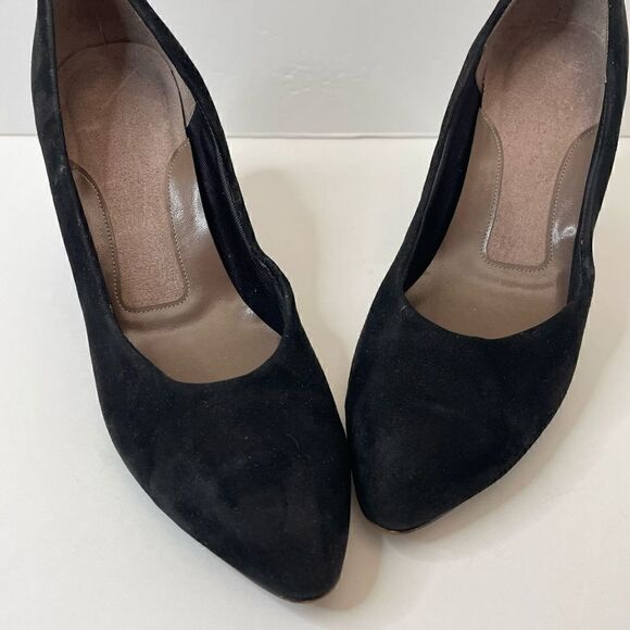 Black| Suede| Leather| Heel| Size 8 - Picture 3 of 10